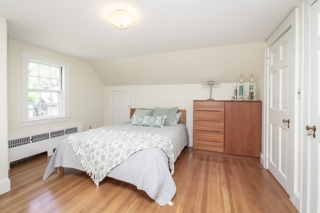 4 Crescent St, Natick, MA Photo #27