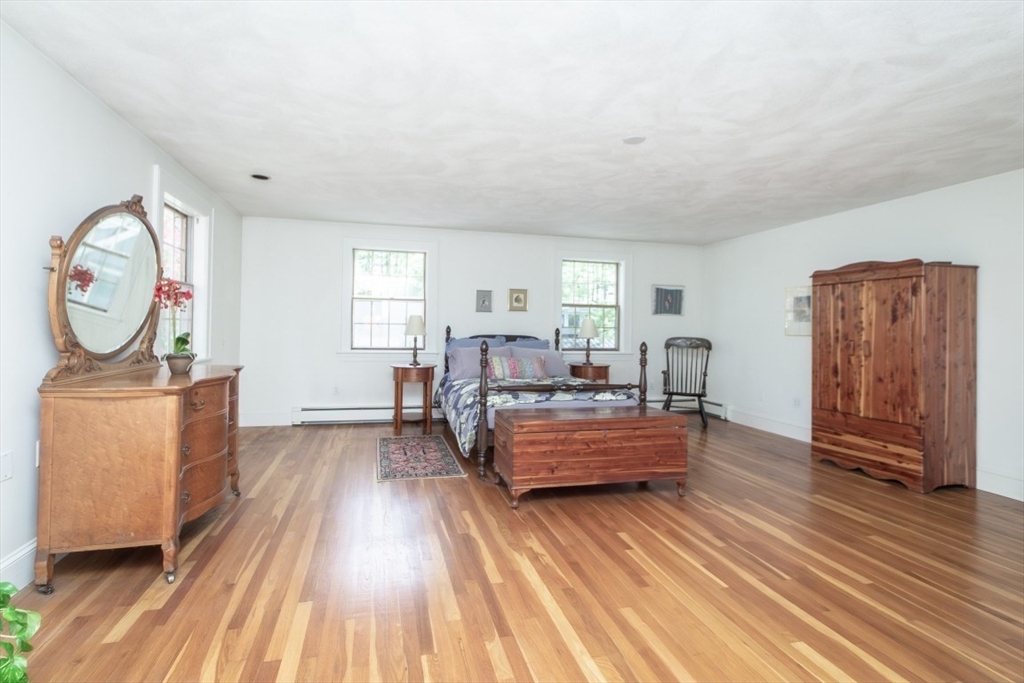 4 Crescent St, Natick, MA Photo #20