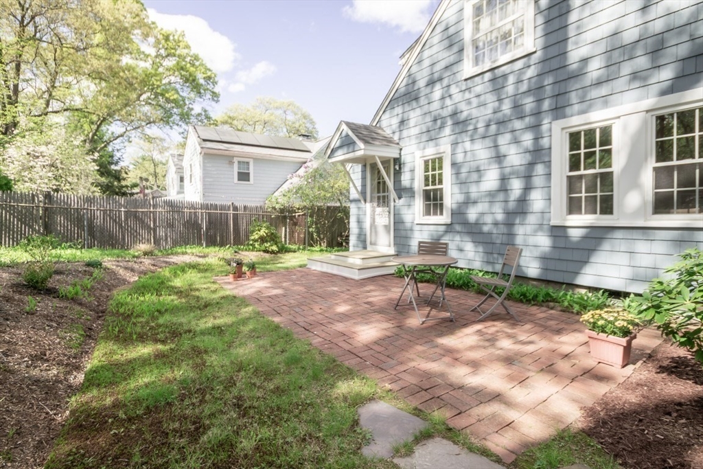 4 Crescent St, Natick, MA Photo #33
