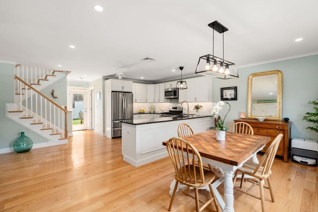 38 Hibbert St, Arlington, MA Photo #4