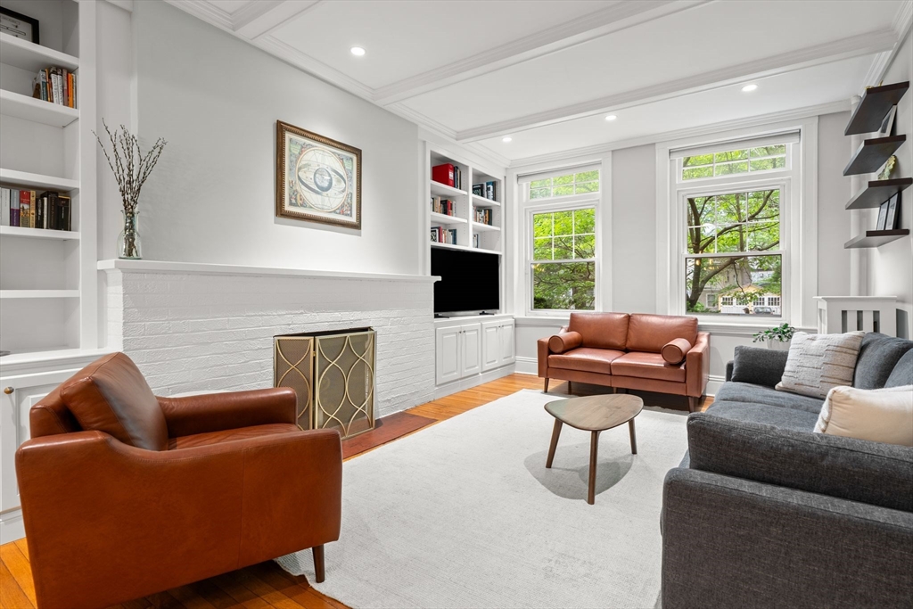 183 Babcock Street 1