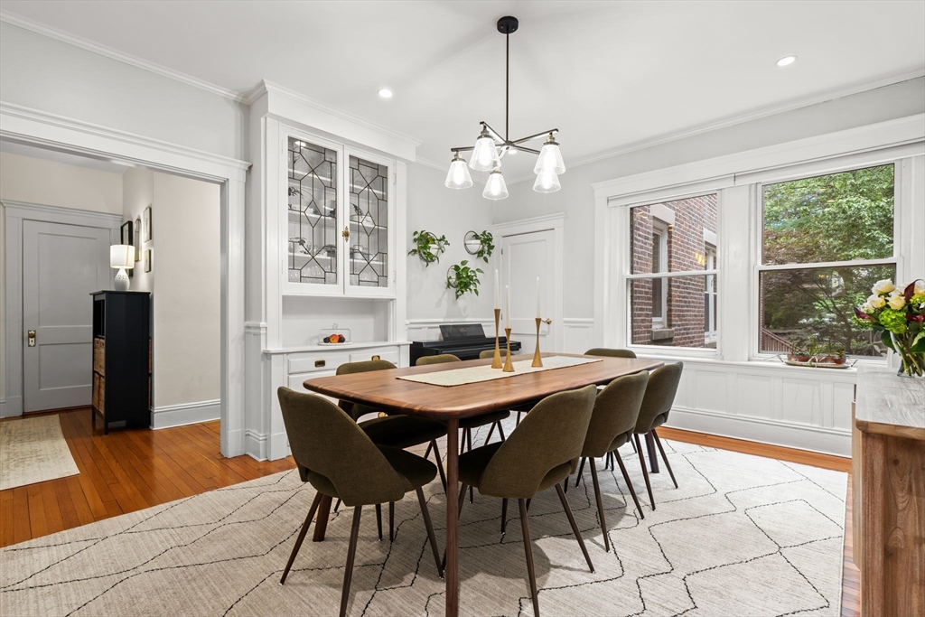 183 Babcock Street 1