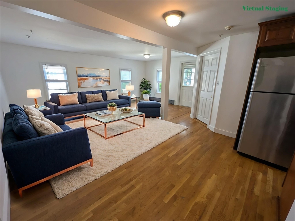19 Railroad St B2
