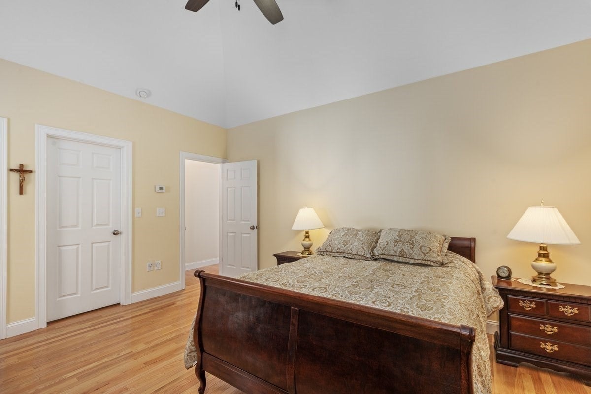 17 Stone Castle Dr #17, Methuen, MA Photo #22