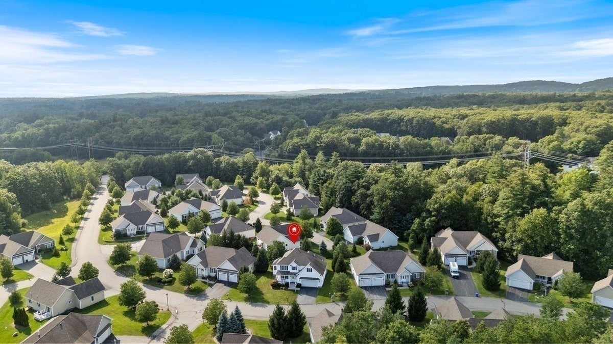 17 Stone Castle Dr #17, Methuen, MA Photo #27