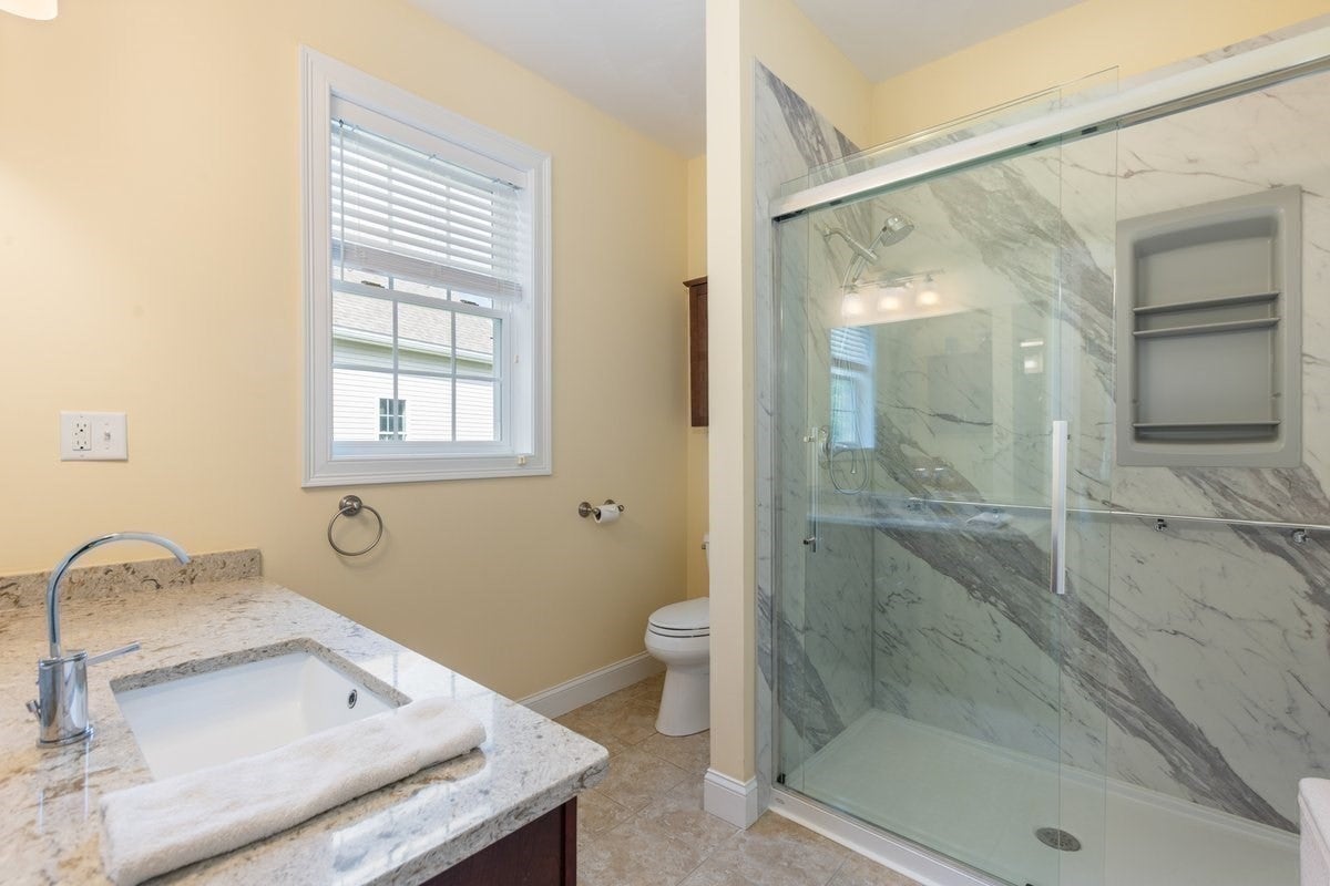 17 Stone Castle Dr #17, Methuen, MA Photo #17