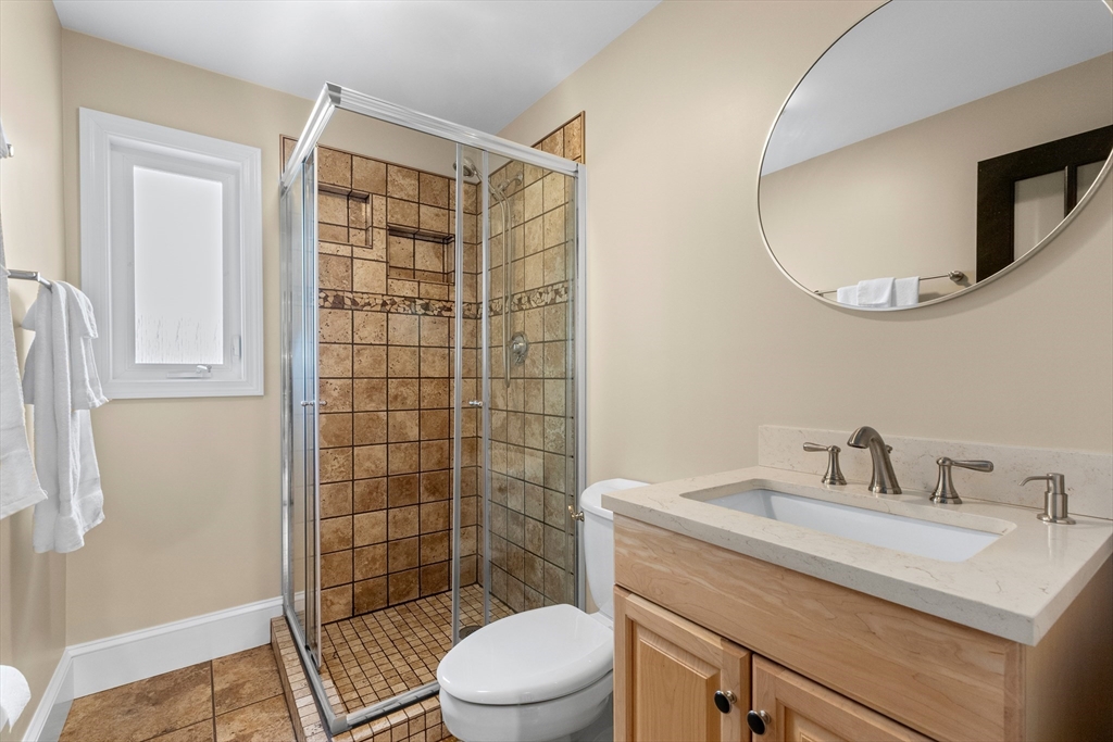21 Leggs Hill Road, Marblehead, MA Photo #13