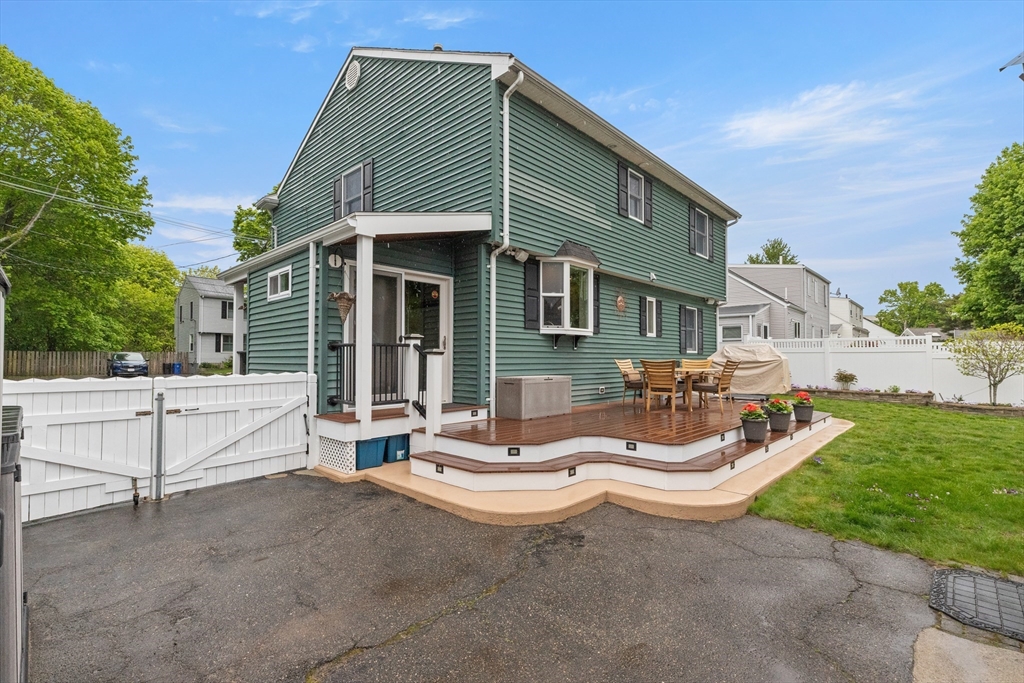 21 Leggs Hill Road, Marblehead, MA Photo #32