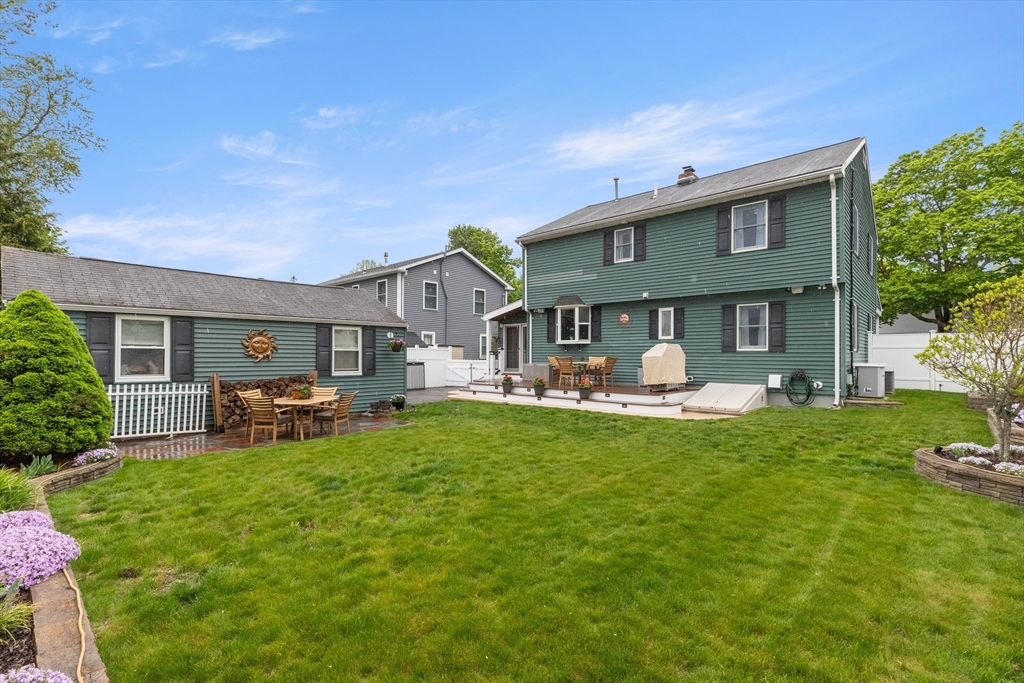 21 Leggs Hill Road, Marblehead, MA Photo #36