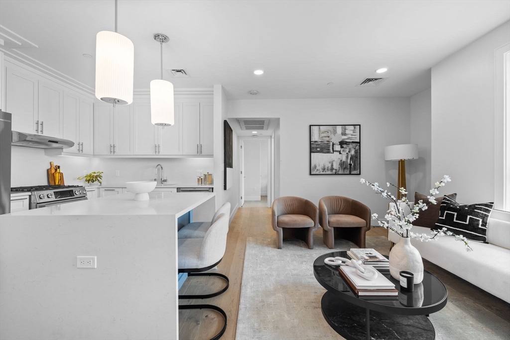 301 Border Street 409