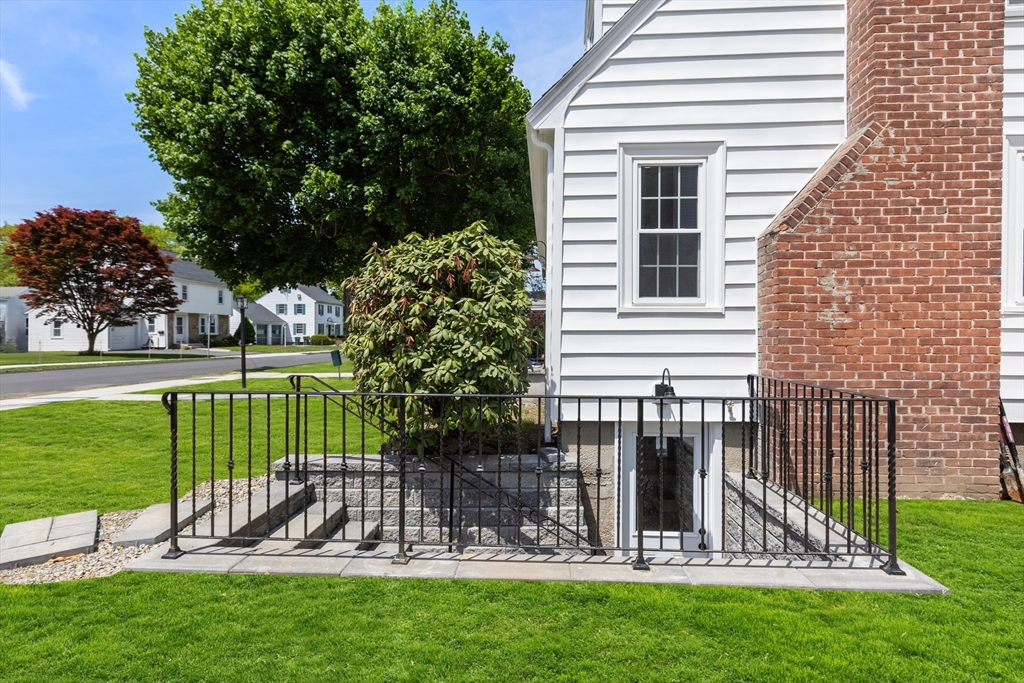 277 Vernon St