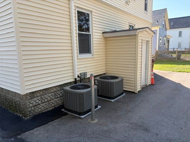44-46 Starbird St, Lowell, MA, 44-46 Starbird St, Lowell, MA Photo #6