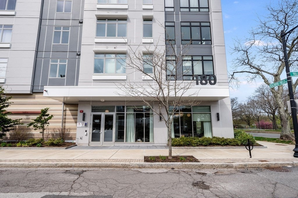 180 Telford Street #404, Boston, MA, 180 Telford Street #404, Boston, MA Photo #33