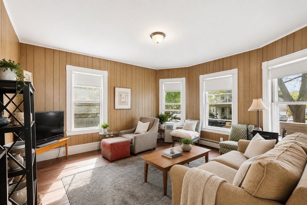 152 Spruce St, Watertown, MA Photo #3