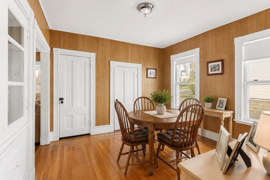 152 Spruce St, Watertown, MA Photo #4