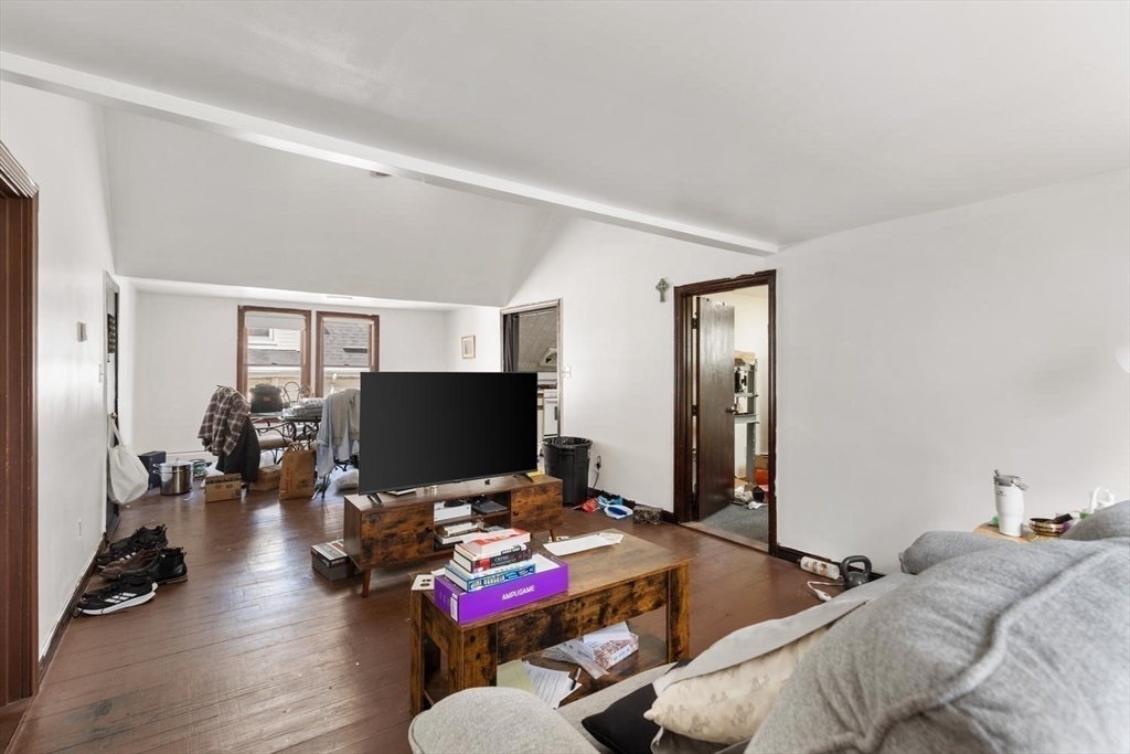 152 Spruce St, Watertown, MA Photo #21