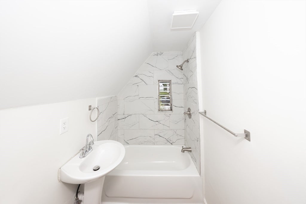 101 Ararat Street, Worcester, MA, 101 Ararat Street, Worcester, MA Photo #14