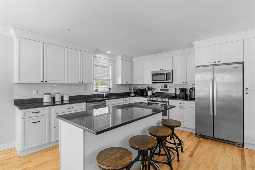 1597 Santuit-Newtown Rd