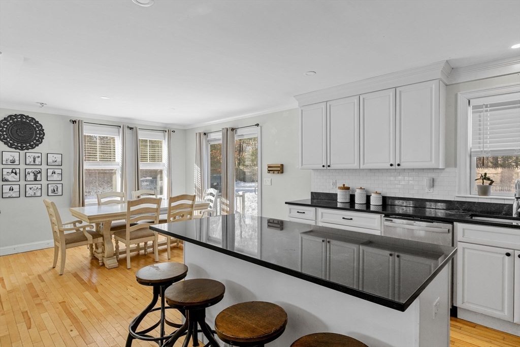 1597 Santuit-Newtown Rd