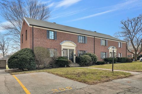 74 Duff St 74 Watertown MA 02472