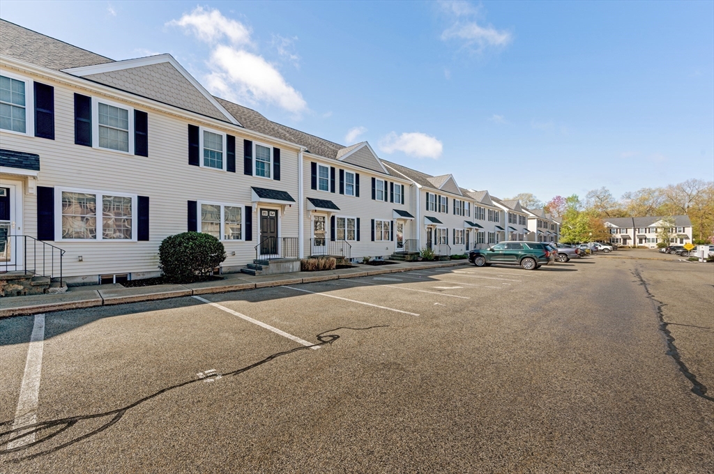 11 Boxberry Ln #11, Rockland, MA Photo #3