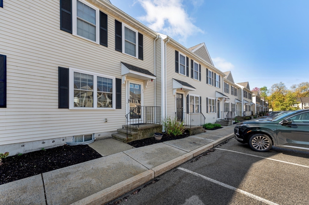 11 Boxberry Ln #11, Rockland, MA Photo #2