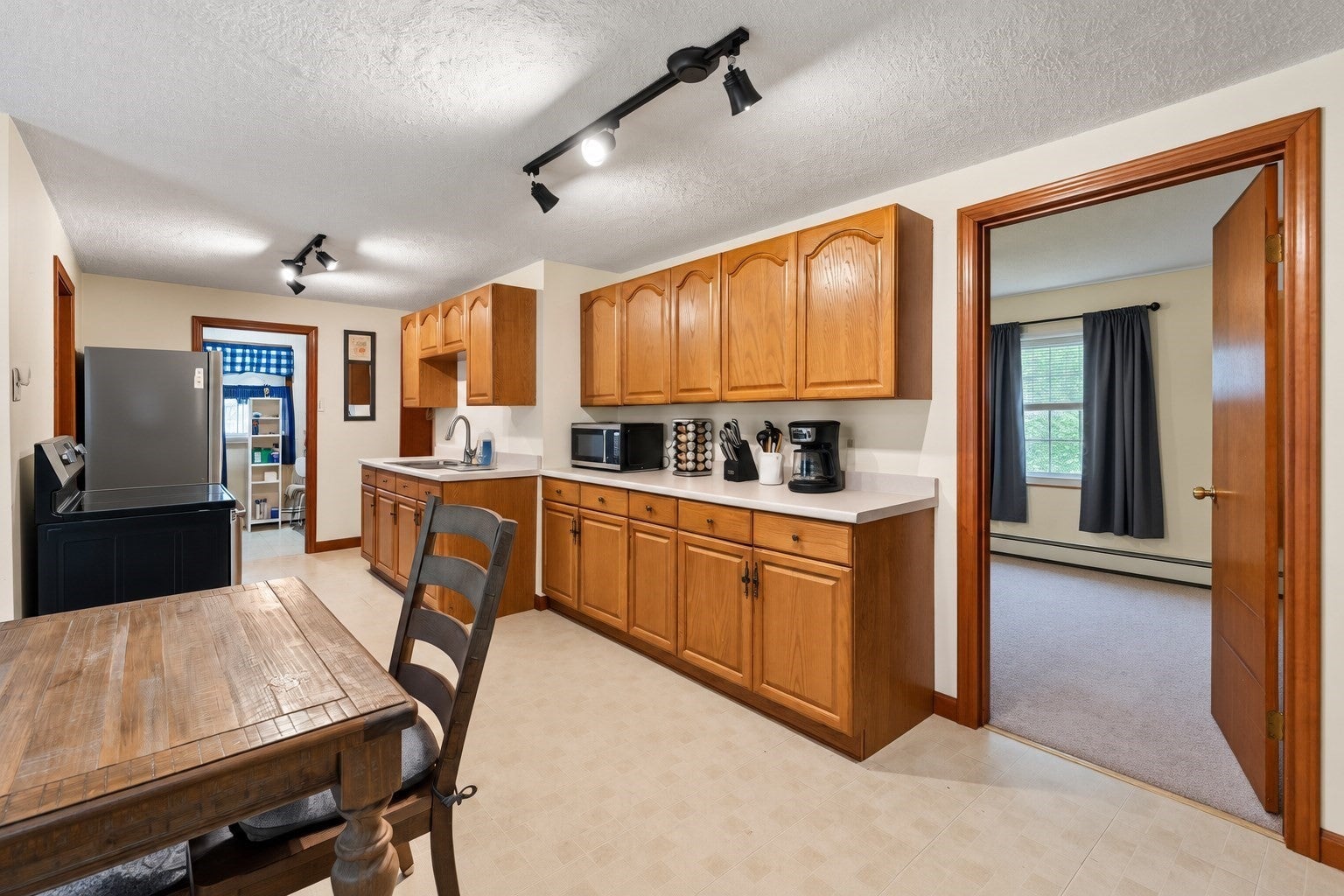 138 Fremont St, Taunton, MA Photo #5