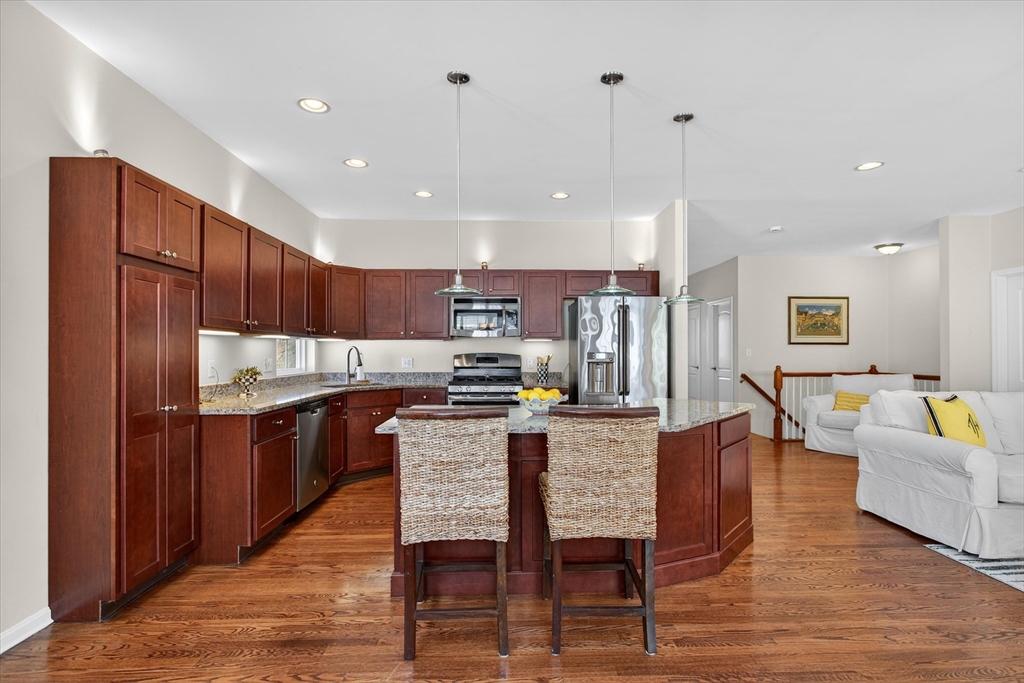 102 Old Field Road 102