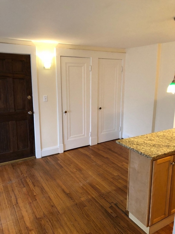 120 North Ave. 1