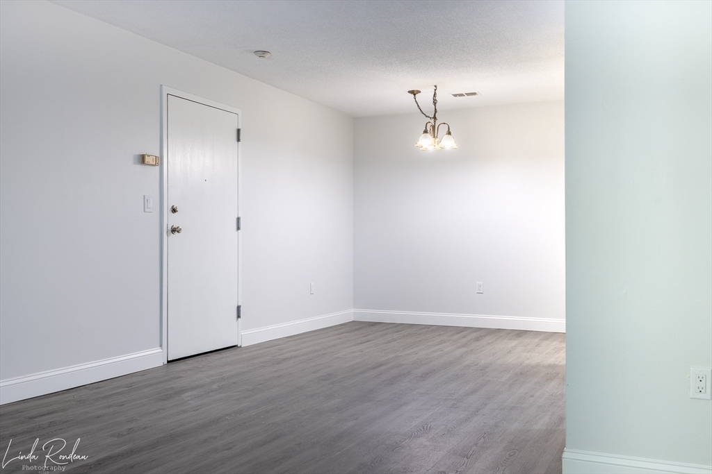 2412 Franklin Crossing Rd 2412