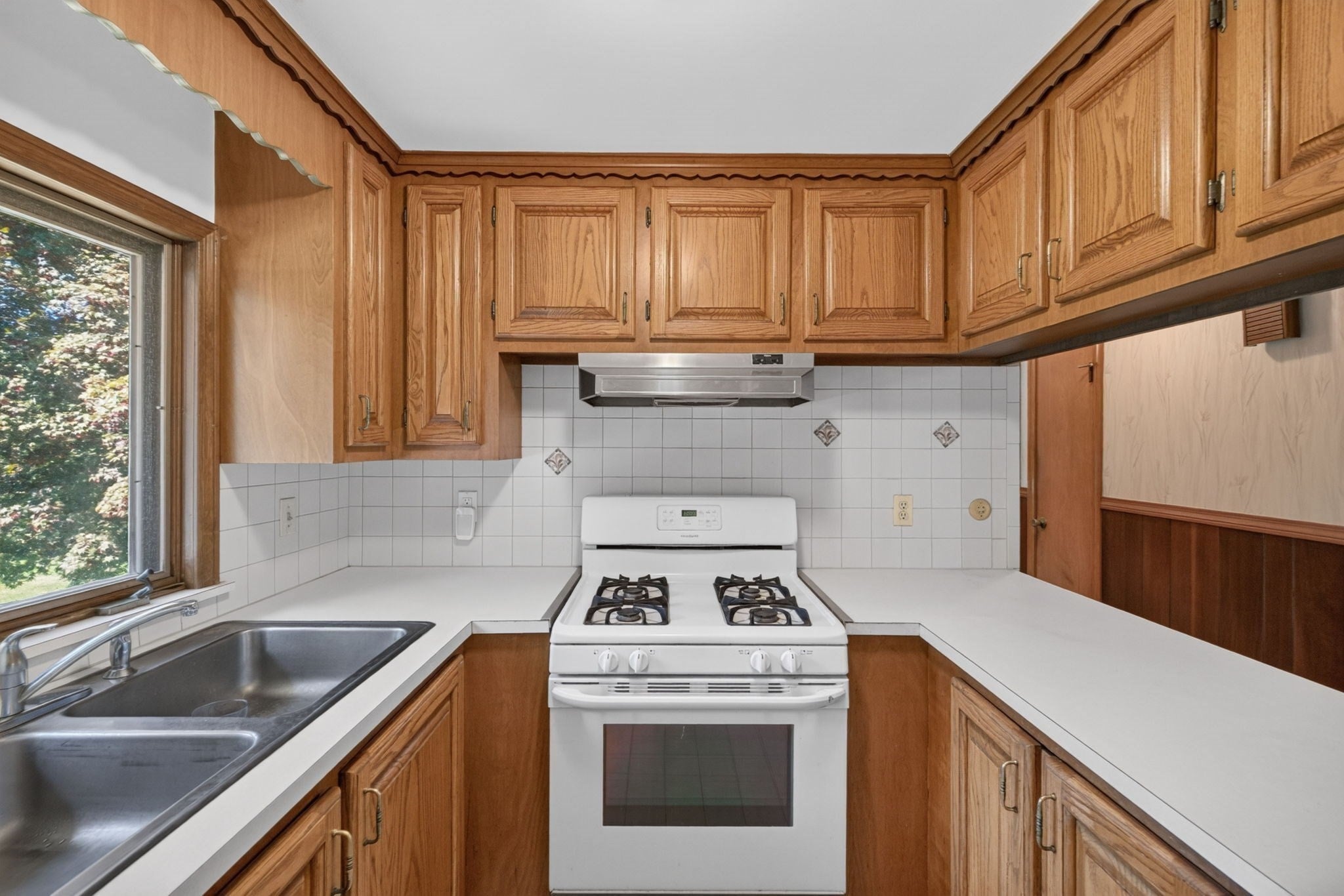 133 Cole Street, Seekonk, MA Photo #16