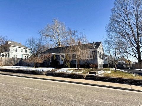 50 Blackstone St Cumberland RI 02864