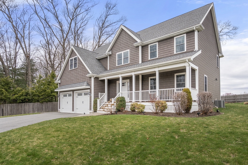 11 Coventry Ln