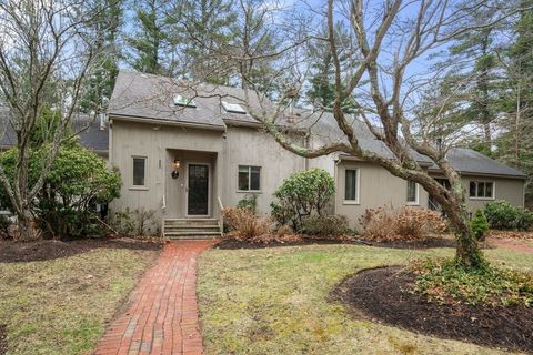 32 Trout Farm Ln 32 Duxbury MA 02332