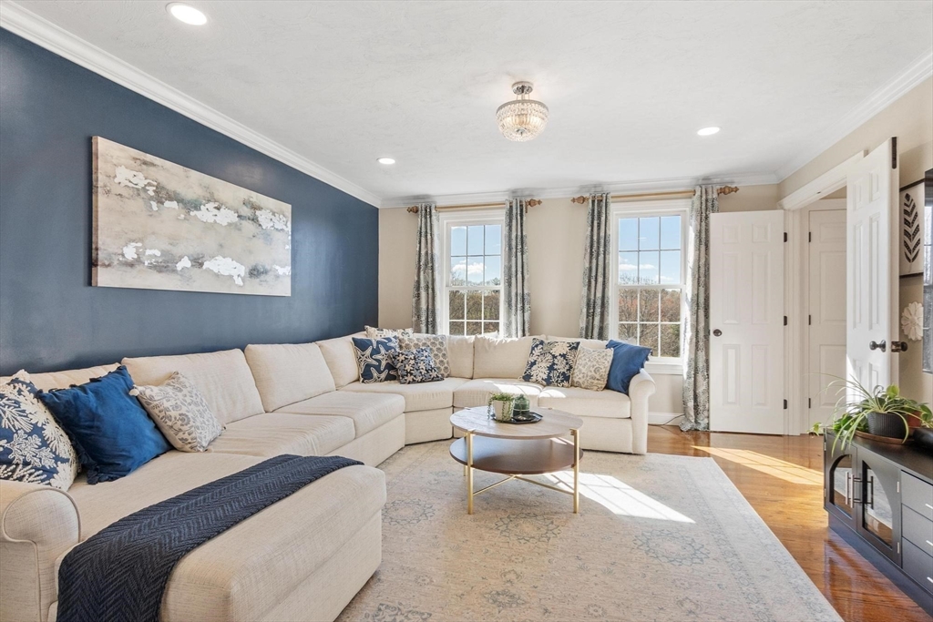 140 Barteau Lane, Boxborough, MA Photo #11