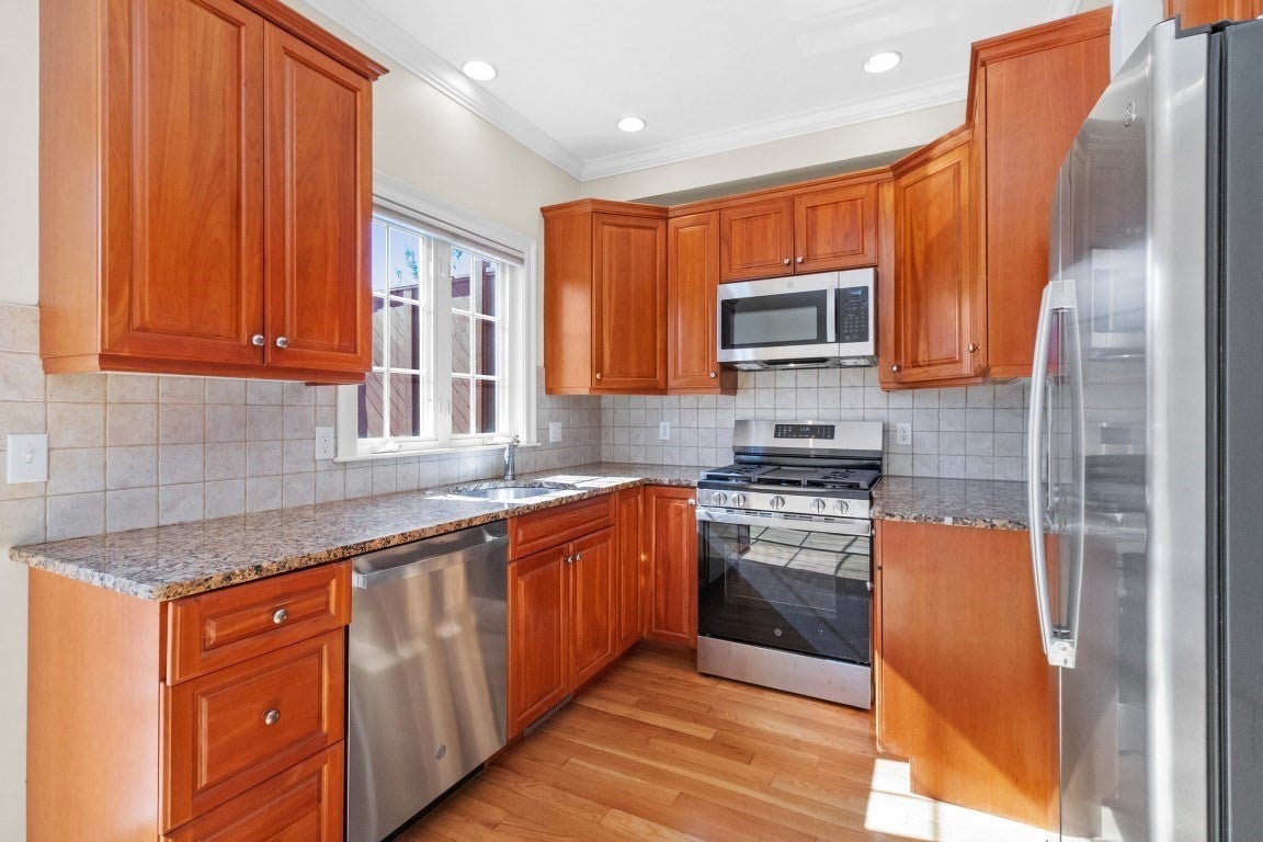 25 Hastings Ave #3, Waltham, MA, 25 Hastings Ave #3, Waltham, MA Photo #6