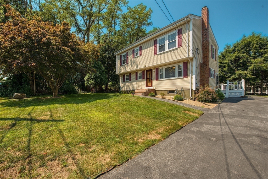 7 Oakwood Ave