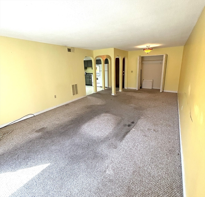 6 Shadowbrook Lane 9