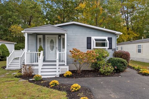 45 Leisurewoods Dr Rockland MA 02370