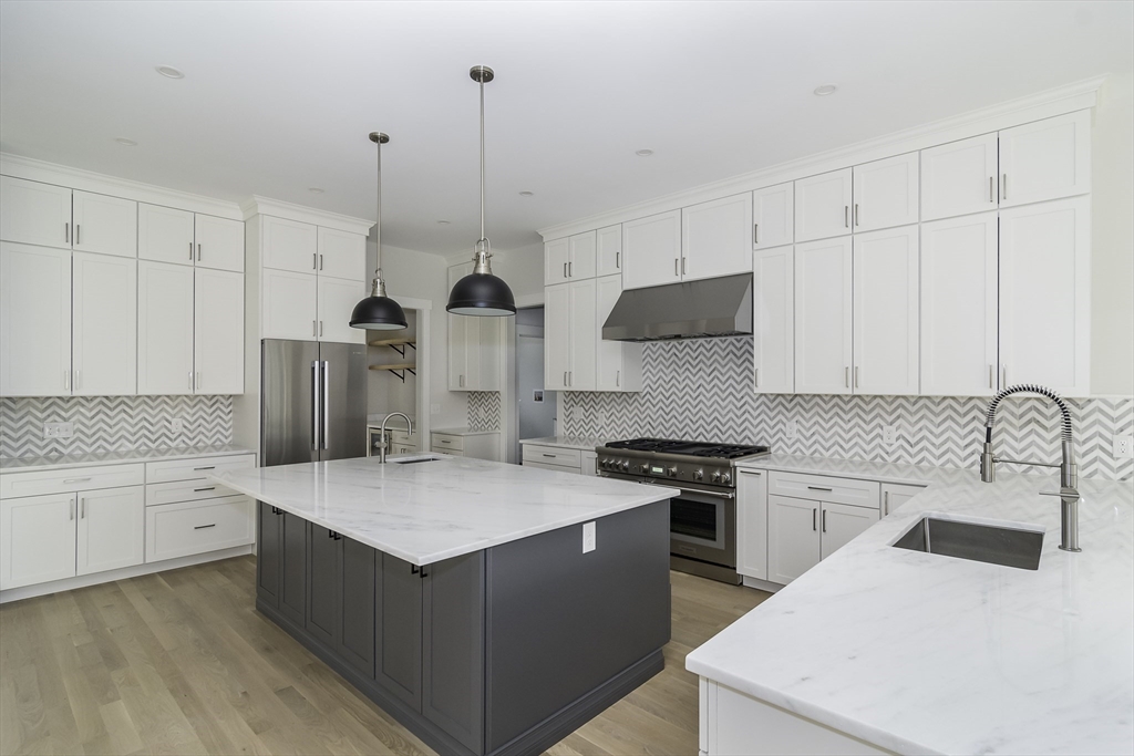 32 Pemberton Rd