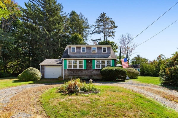 8 BAYFIELD RD, GLOUCESTER, MA 01930 - Image 4c05d629512a92f6bd5ce74b6b418f98/4239123729