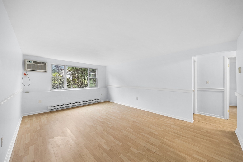 118 Parker St 16