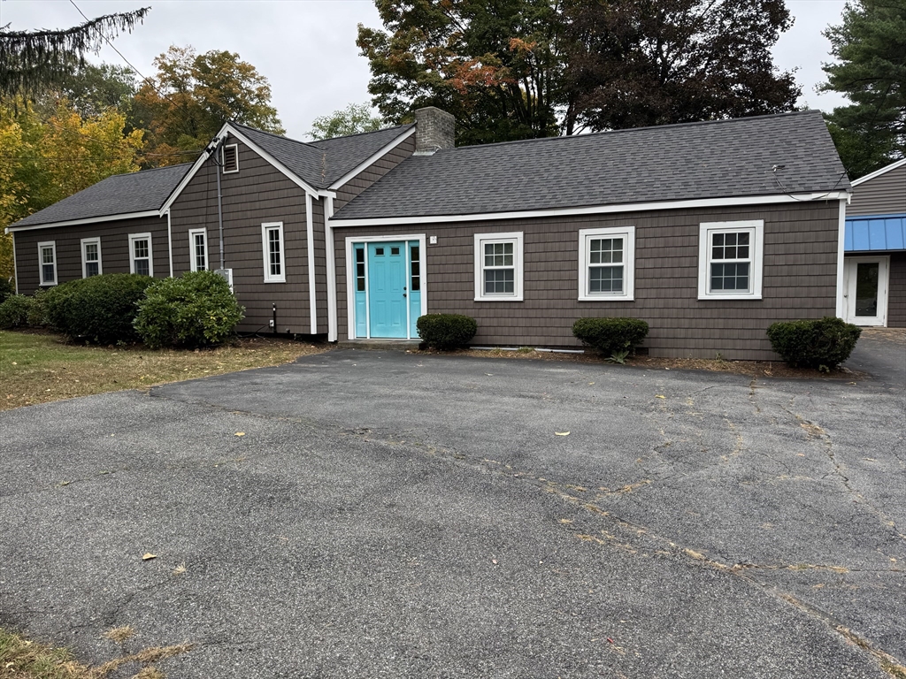 216 Boston Rd