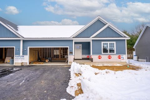 18 Nicols Way 18 Easthampton MA 01027