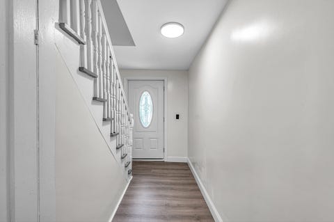 Photo of 68 Ashley St, Springfield, MA 01105 (MLS # 73568618)