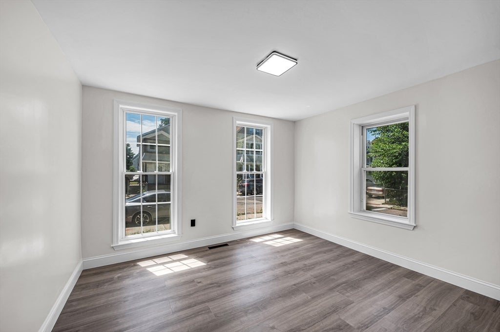 68 Ashley St, Springfield, MA, 68 Ashley St, Springfield, MA Photo #6