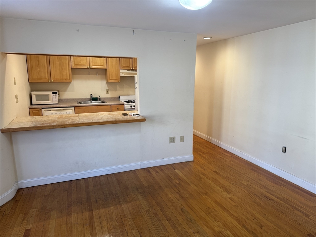 114 Magazine Street 2