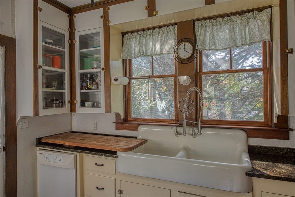 896 Sandwich Rd, Bourne, MA Photo #18