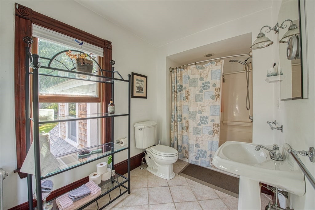 896 Sandwich Rd, Bourne, MA Photo #39