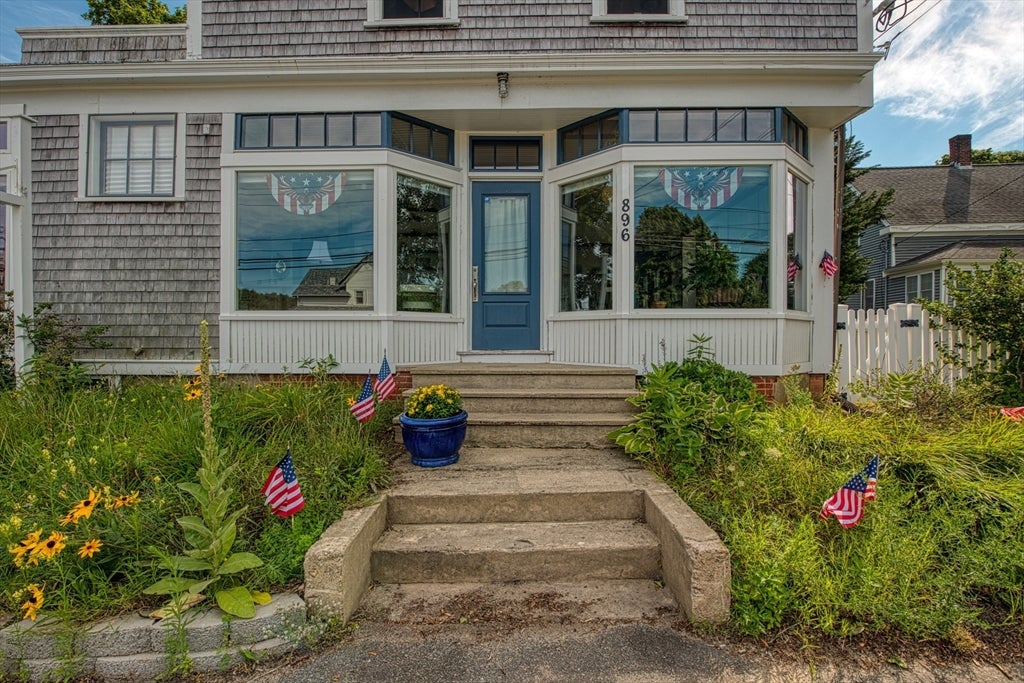 896 Sandwich Rd, Bourne, MA Photo #1
